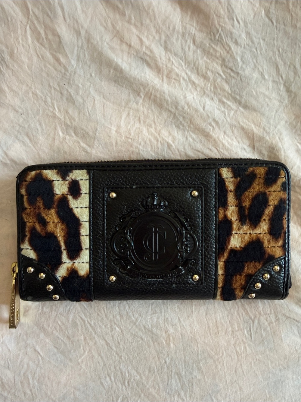Y2K Juicy Couture Cheetah Calf Hair Studded Zip Around Wallet Clutch Black